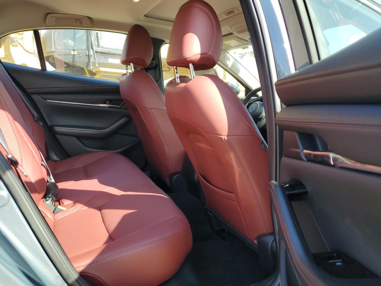 2025 Mazda 3 Preferred VIN: 3MZBPBCMXSM466076 Lot: 90036045