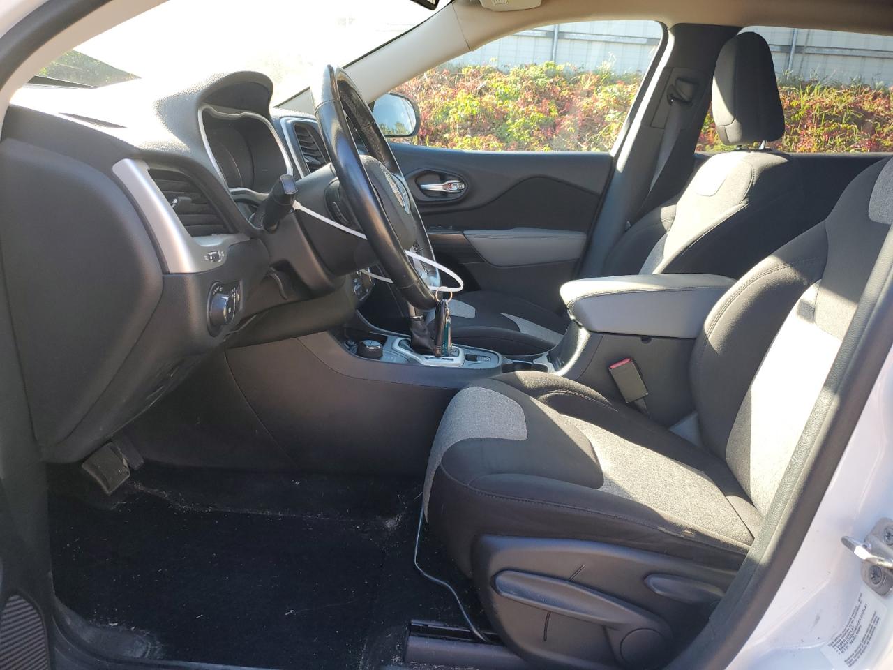 2014 Jeep Cherokee Latitude VIN: 1C4PJMCS4EW320202 Lot: 85836685