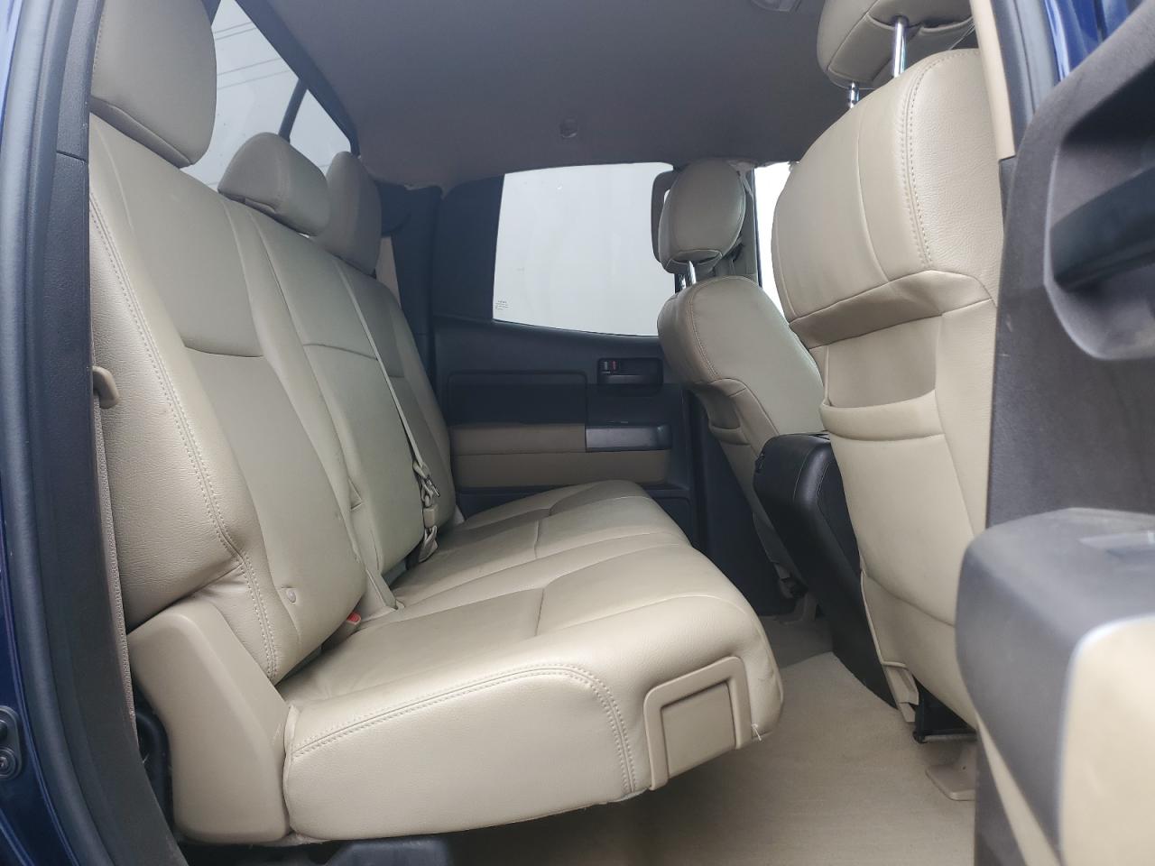 2011 Toyota Tundra Double Cab Sr5 VIN: 5TFRY5F11BX102009 Lot: 82208035