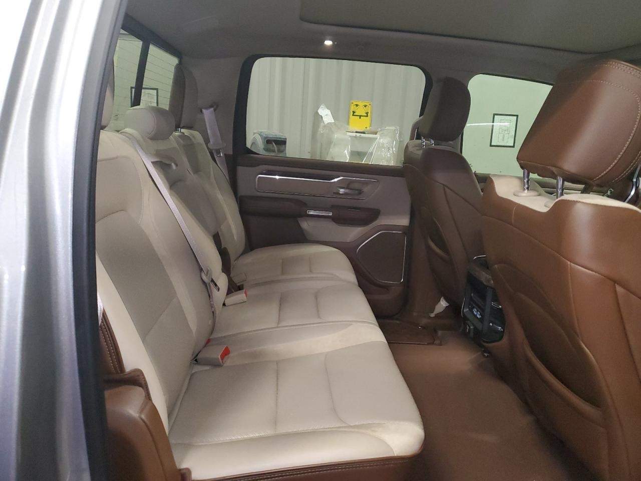 2019 Ram 1500 Laramie VIN: 1C6SRFRT5KN568627 Lot: 89708365