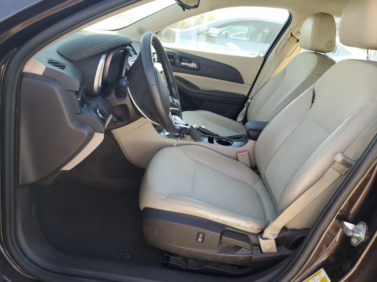 2015 Chevrolet Malibu 1Lt VIN: 1G11C5SL2FF215927 Lot: 84625785