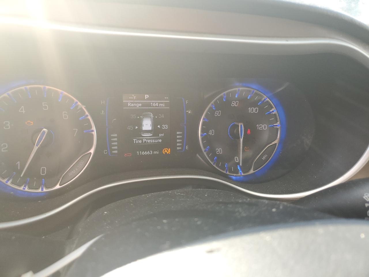 2019 Chrysler Pacifica Touring L VIN: 2C4RC1BG5KR651020 Lot: 84772425