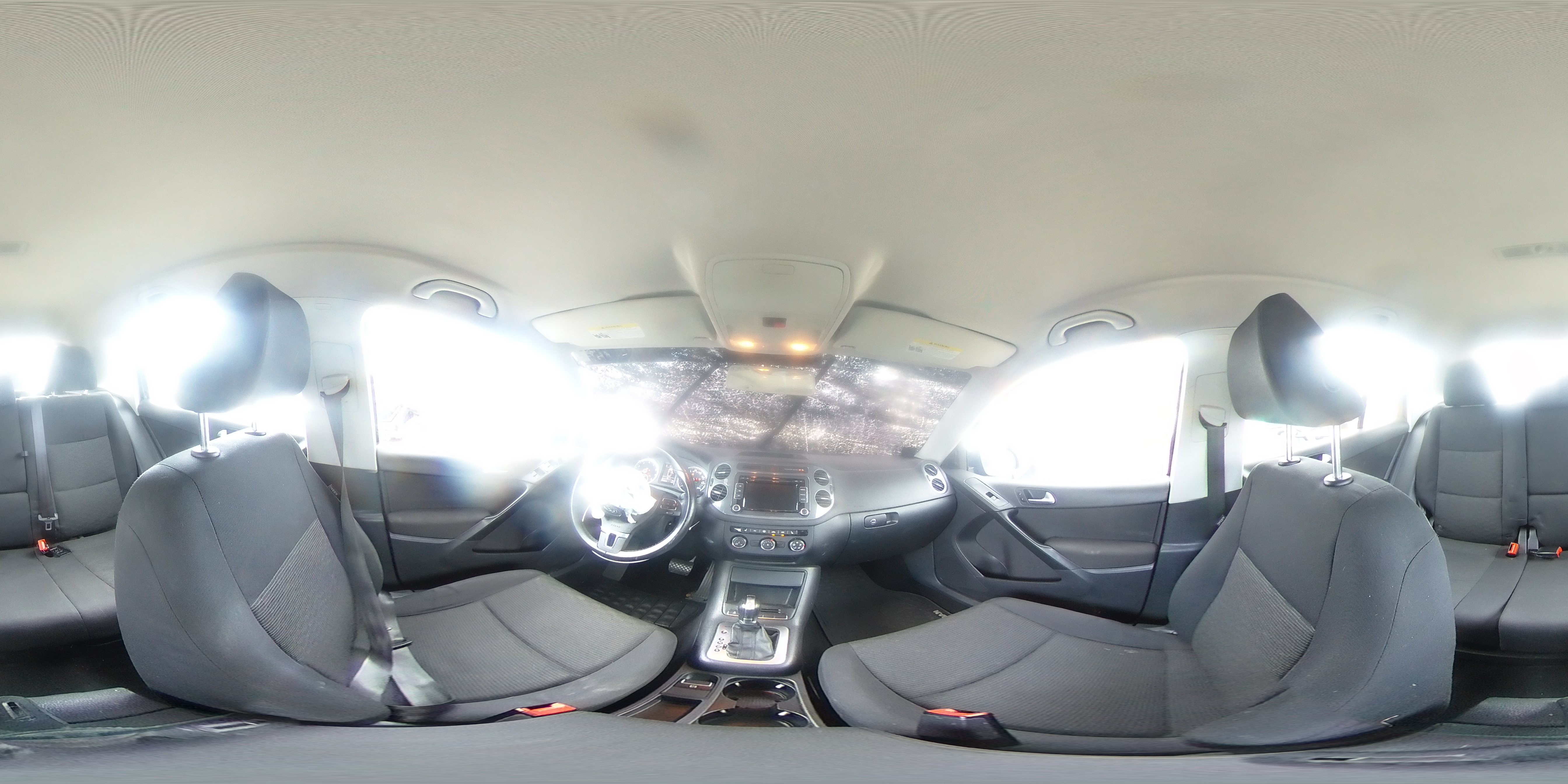 2015 Volkswagen Tiguan S VIN: WVGBV7AX2FW588421 Lot: 85108915