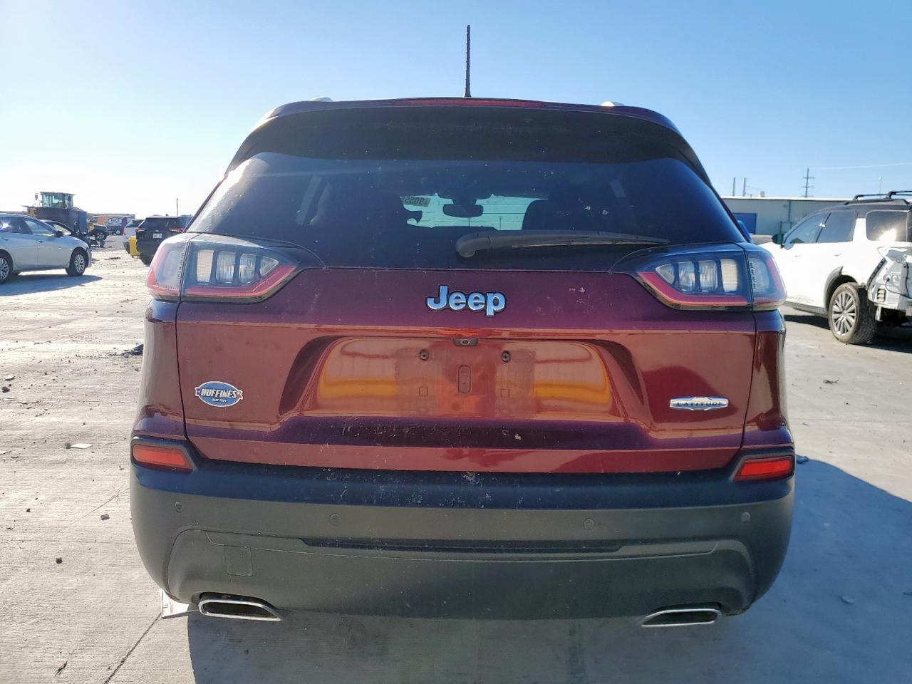 2019 Jeep Cherokee Latitude Plus VIN: 1C4PJLLXXKD280284 Lot: 90555725