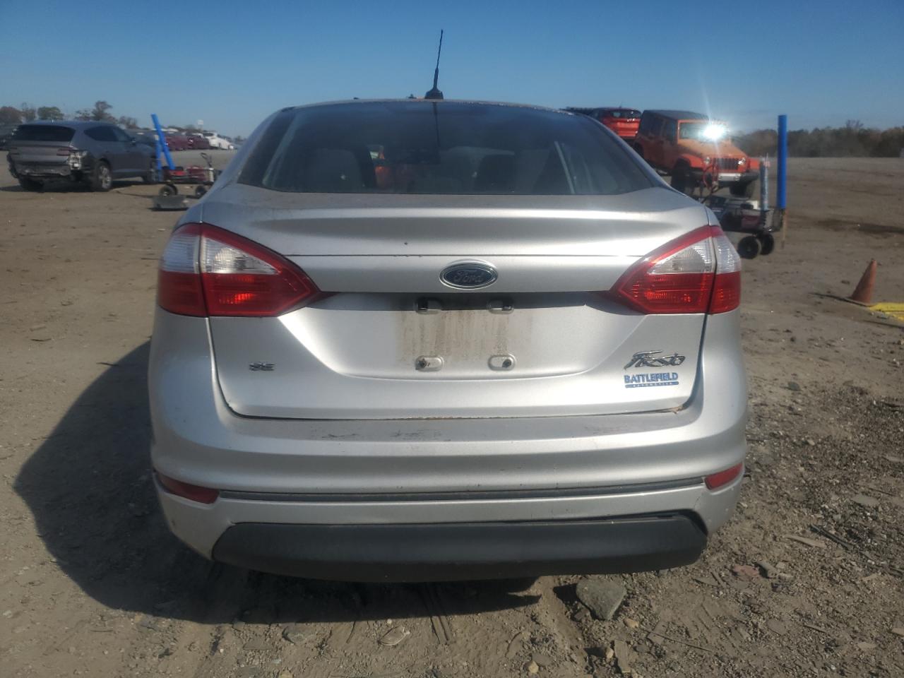 2015 Ford Fiesta Se VIN: 3FADP4BJ1FM191871 Lot: 82776565