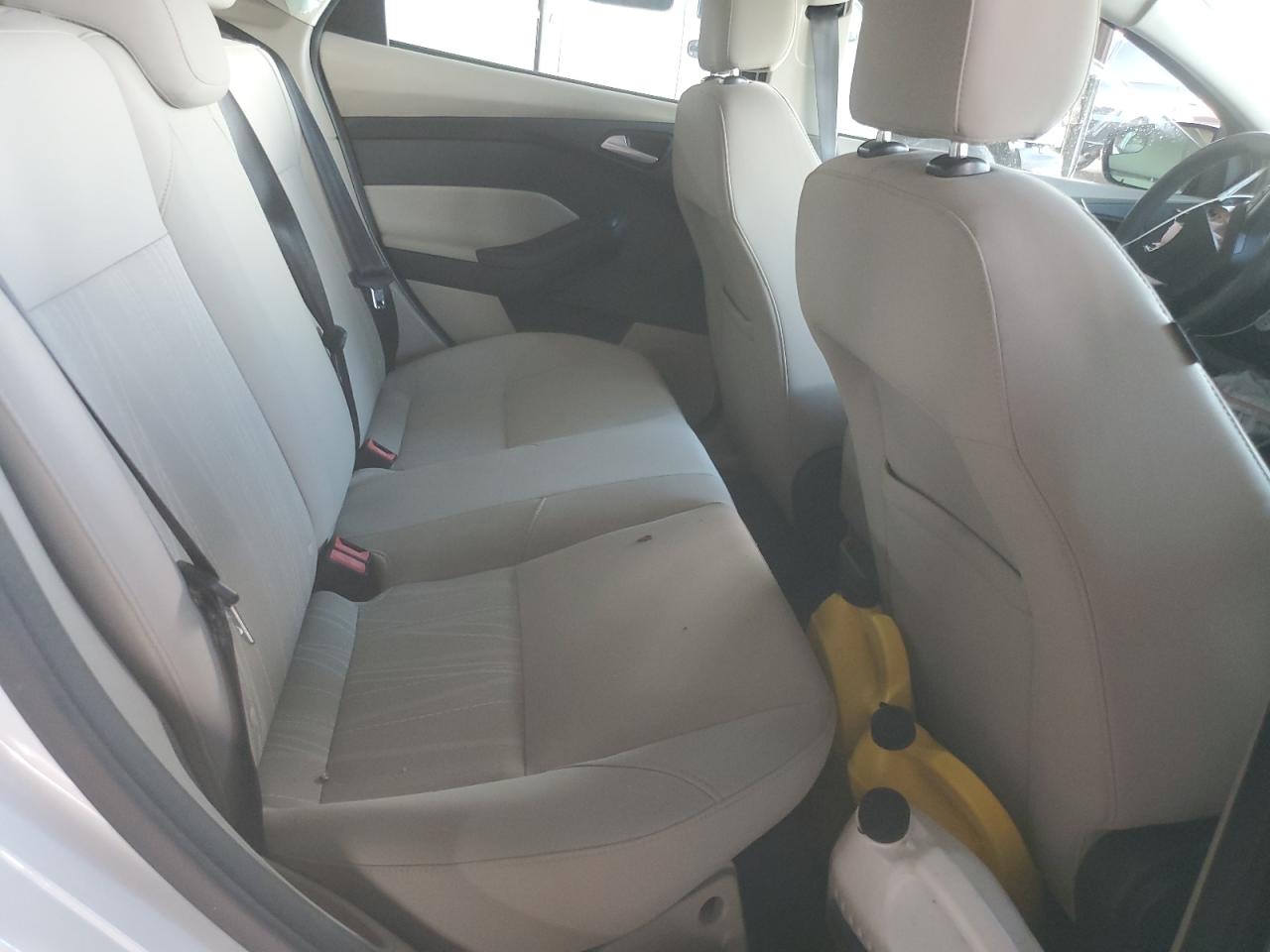 2015 Ford Focus Se VIN: 1FADP3F20FL330466 Lot: 82347795