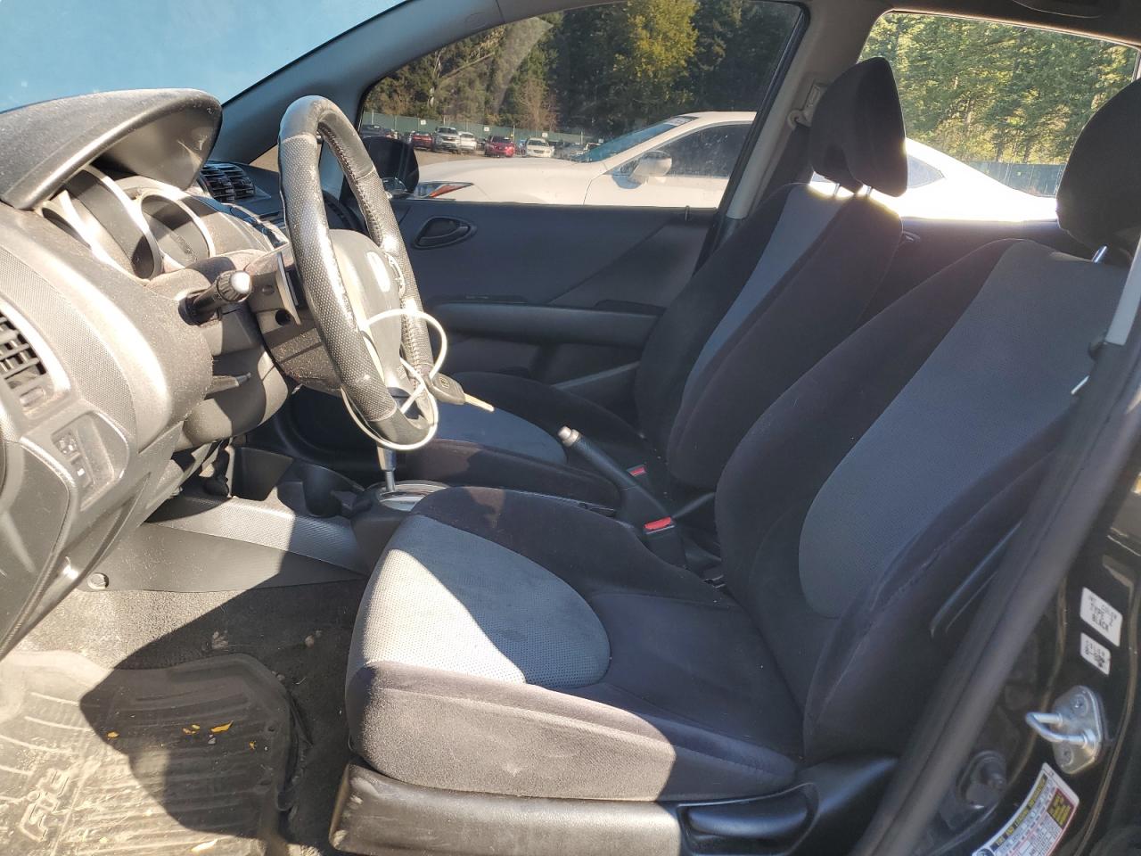 2007 Honda Fit S VIN: JHMGD38687S001486 Lot: 85784675