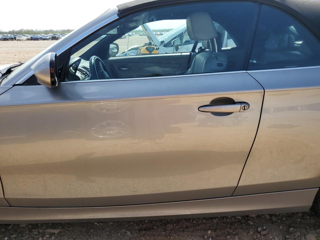 Фото: WBAUL7C59CVM82254