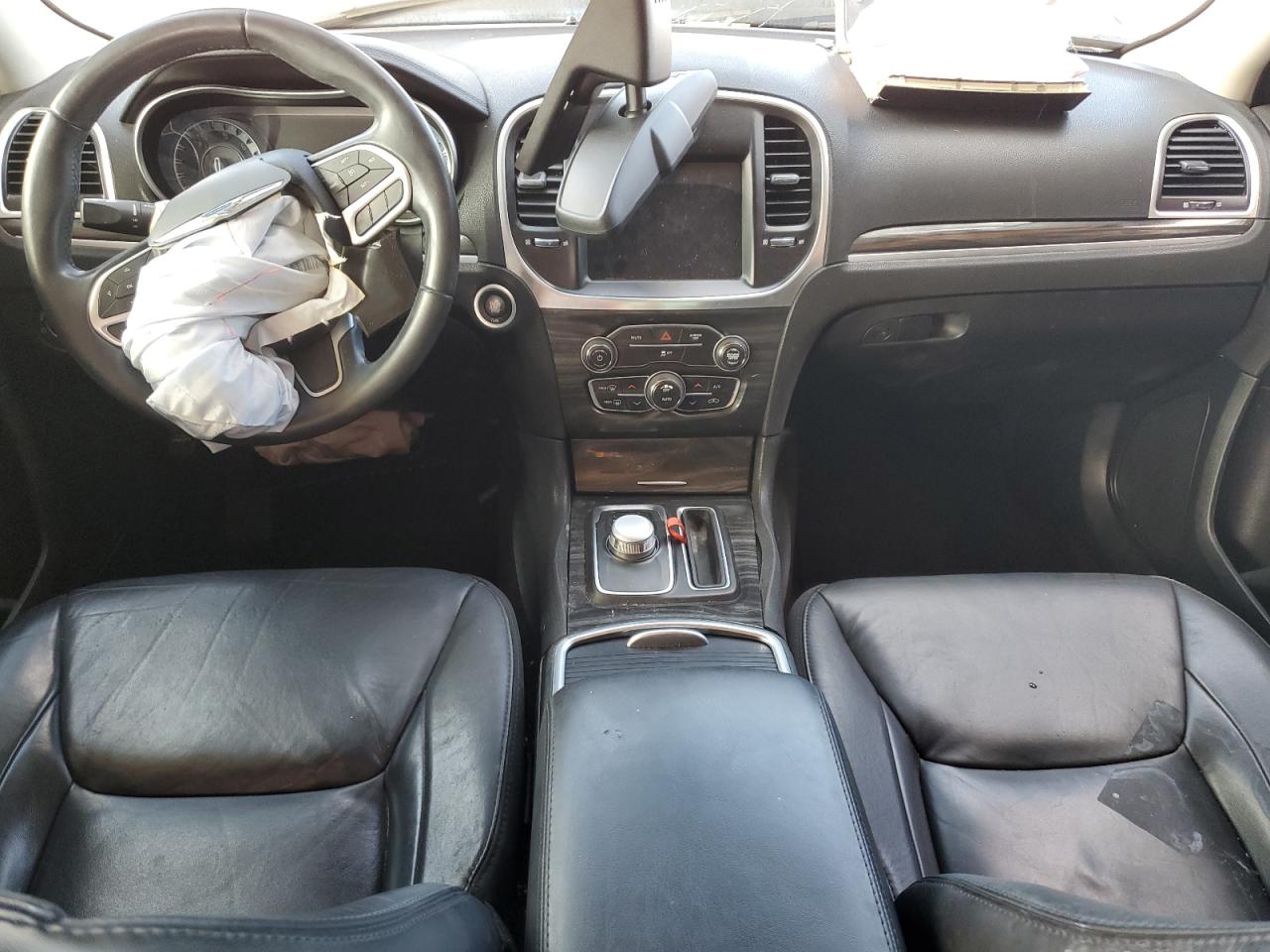 2017 Chrysler 300 Limited VIN: 2C3CCAAG4HH609948 Lot: 87395815