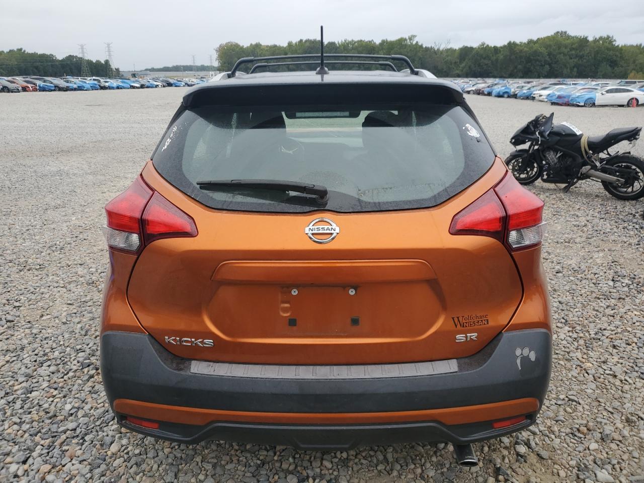 2018 Nissan Kicks S VIN: 3N1CP5CU9JL519043 Lot: 82249165