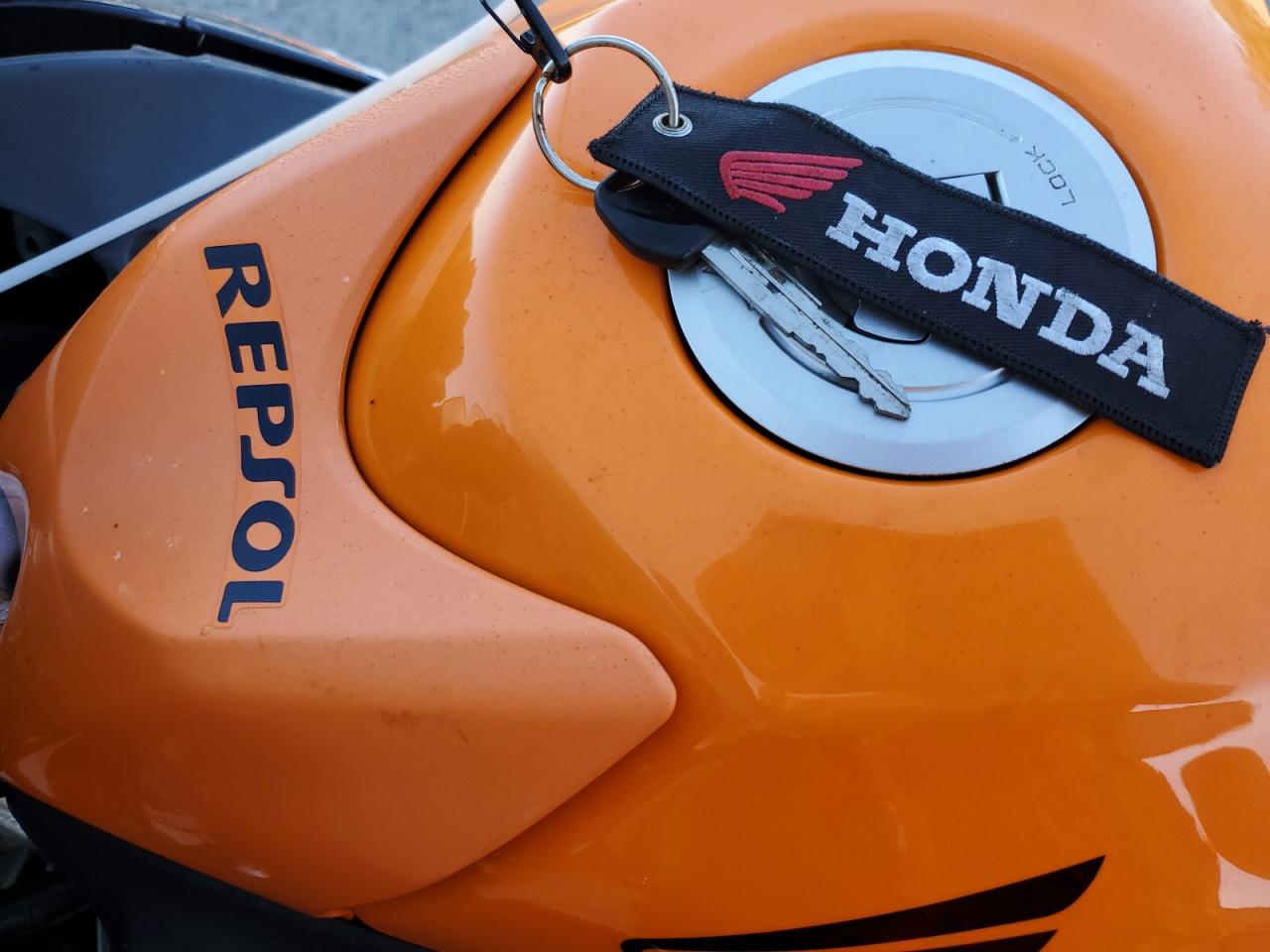 2013 Honda Cbr250 R VIN: MLHMC4108D5302270 Lot: 84570745