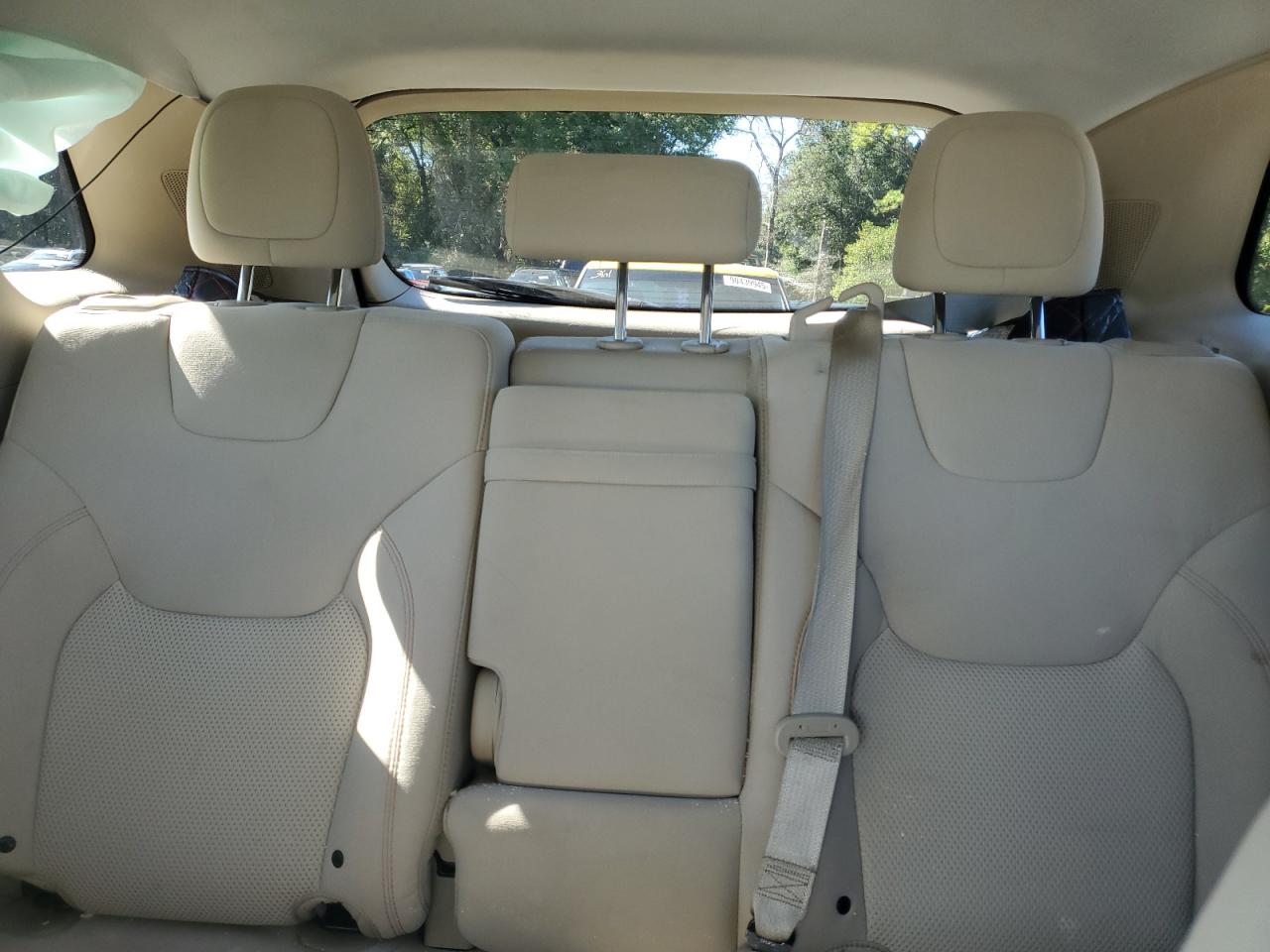 2019 Jeep Cherokee Latitude VIN: 1C4PJLCB0KD380771 Lot: 90675315