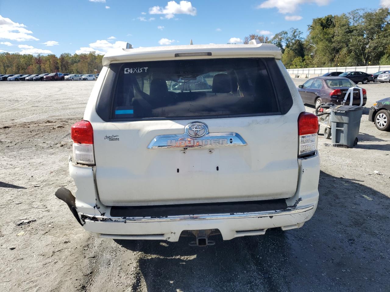 2011 Toyota 4Runner Sr5 VIN: JTEBU5JR5B5039885 Lot: 86260755