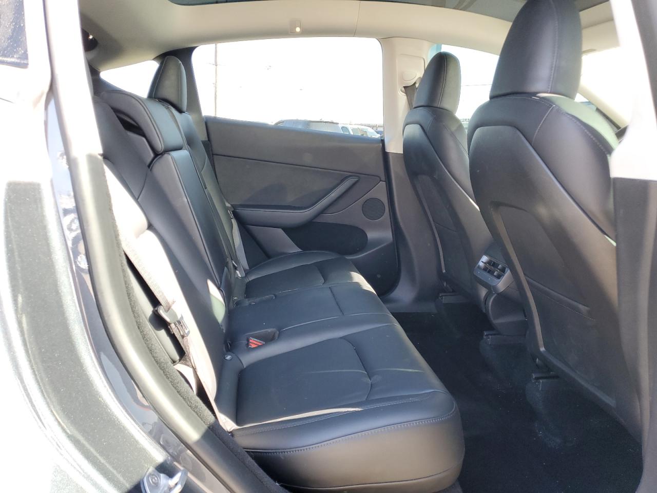 2023 Tesla Model Y VIN: 7SAYGDEE4PA028888 Lot: 89461655