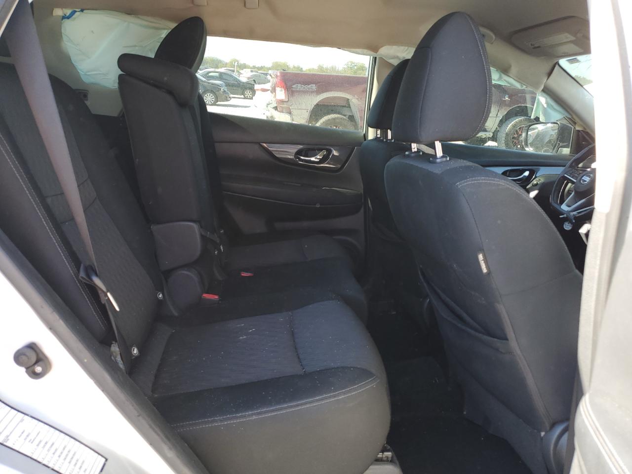 2018 Nissan Rogue S VIN: KNMAT2MT5JP506198 Lot: 86332915