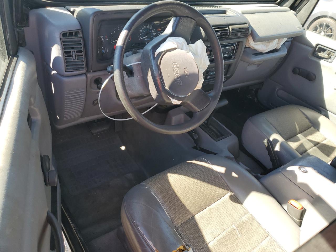 1998 Jeep Wrangler / Tj Sport VIN: 1J4FY19S1WP705803 Lot: 85846045