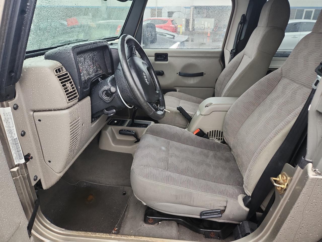 2004 Jeep Wrangler / Tj Rubicon VIN: 1J4FA69S14P800280 Lot: 82372155