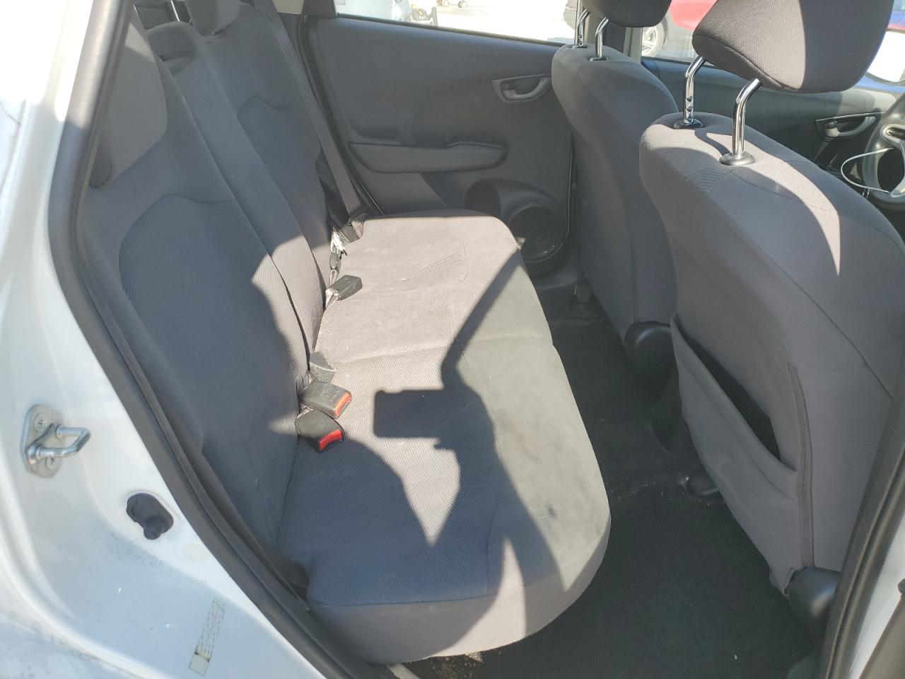 2013 Honda Fit VIN: JHMGE8H38DC065310 Lot: 86436695