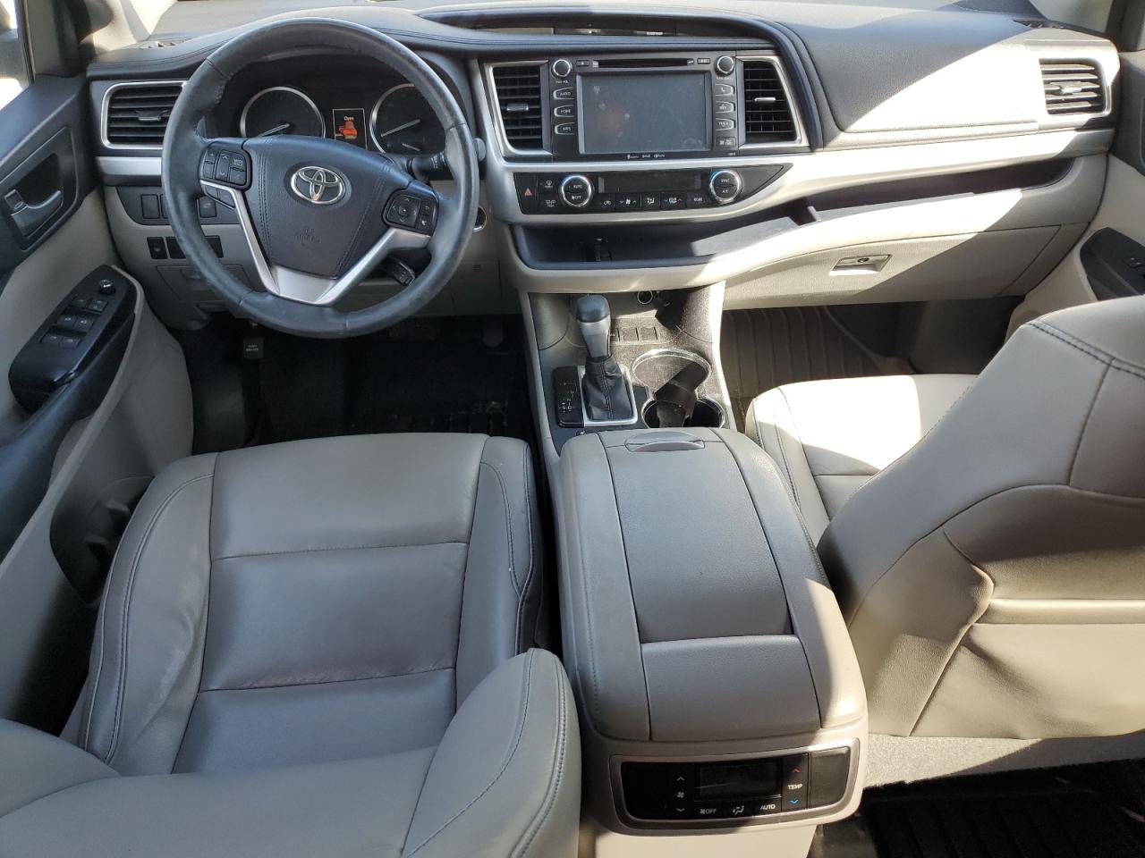 2016 Toyota Highlander Xle VIN: 5TDKKRFH0GS501885 Lot: 82203235