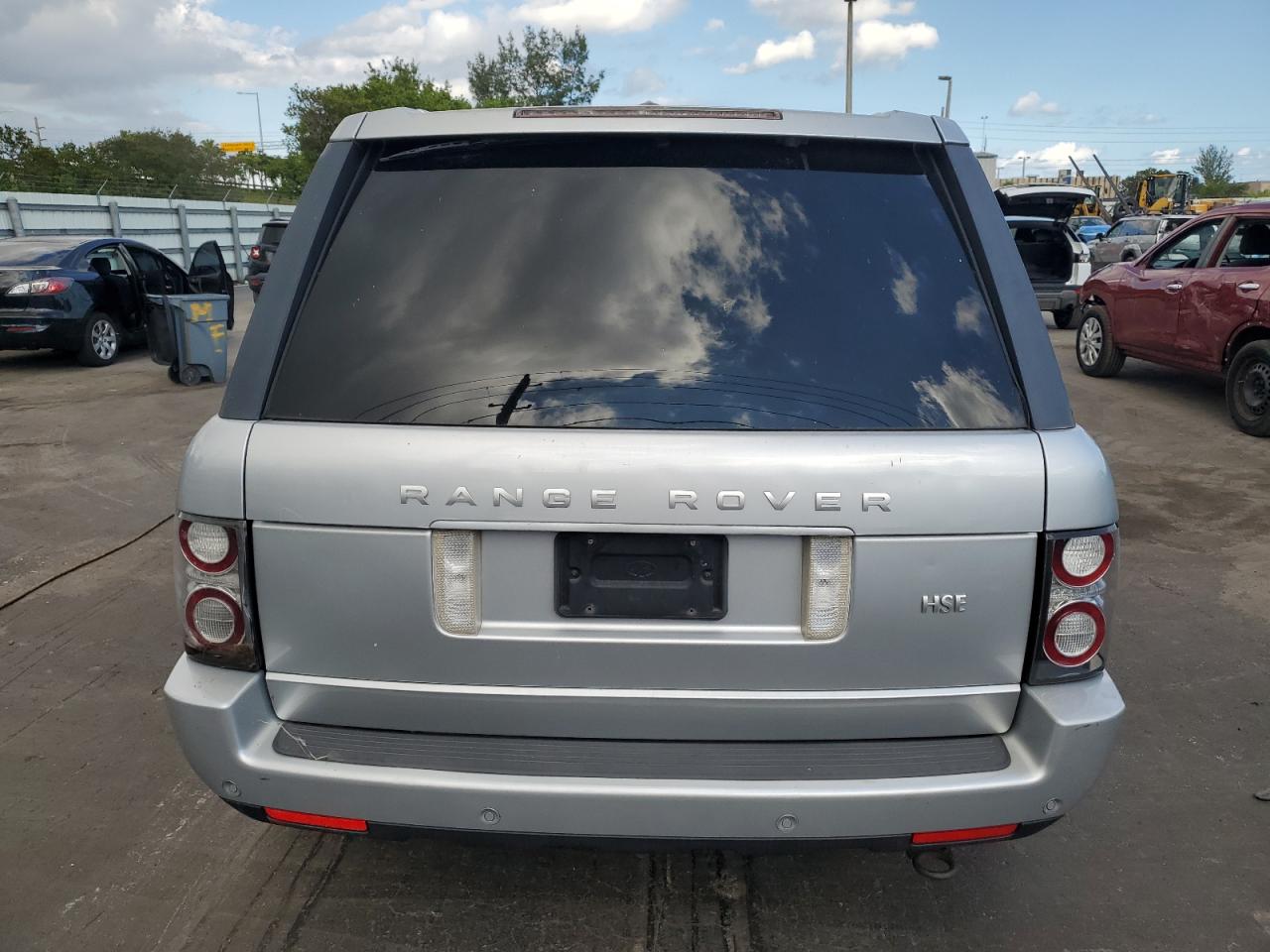 2012 Land Rover Range Rover Hse VIN: SALME1D4XCA377139 Lot: 86686185