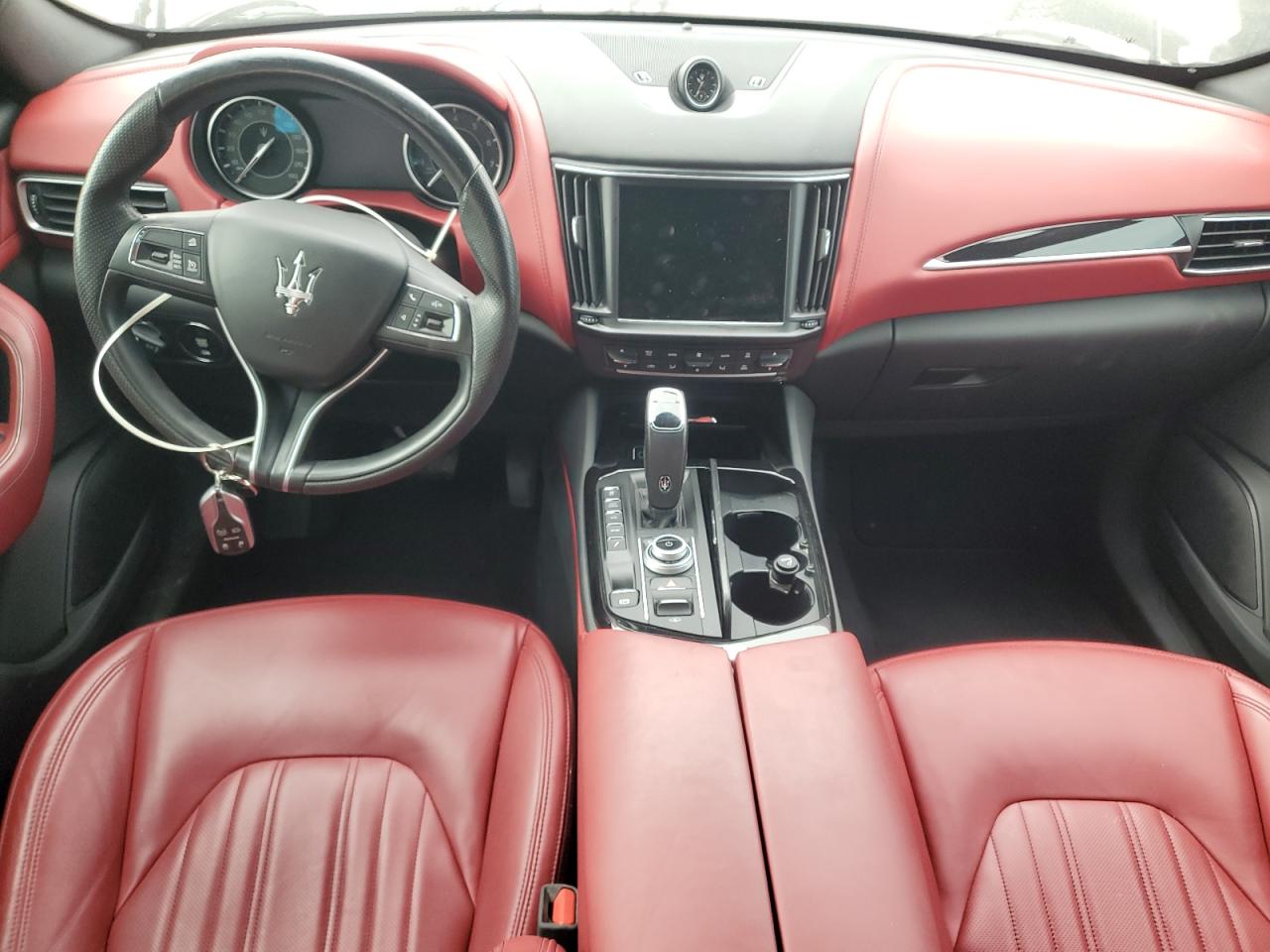 2022 Maserati Levante Base VIN: ZN661XUA7NX402694 Lot: 89894625