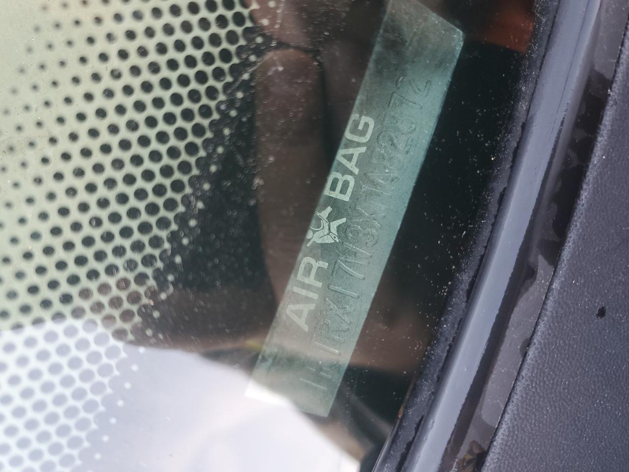 1999 Ford F150 VIN: 1FTRX17W3XNA82872 Lot: 85876295