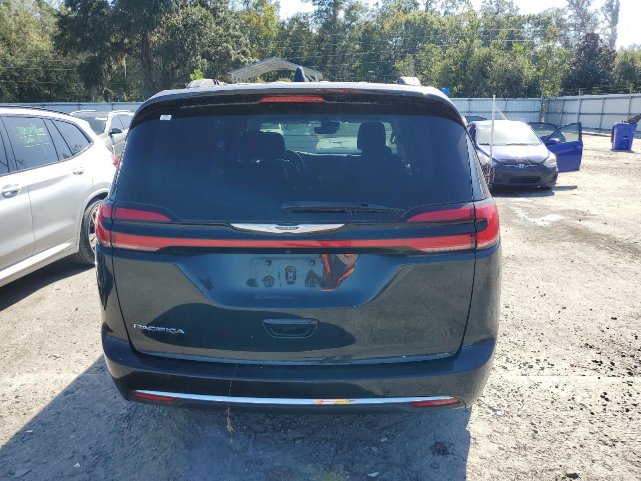 2022 Chrysler Pacifica Touring L VIN: 2C4RC1BGXNR191065 Lot: 90016685