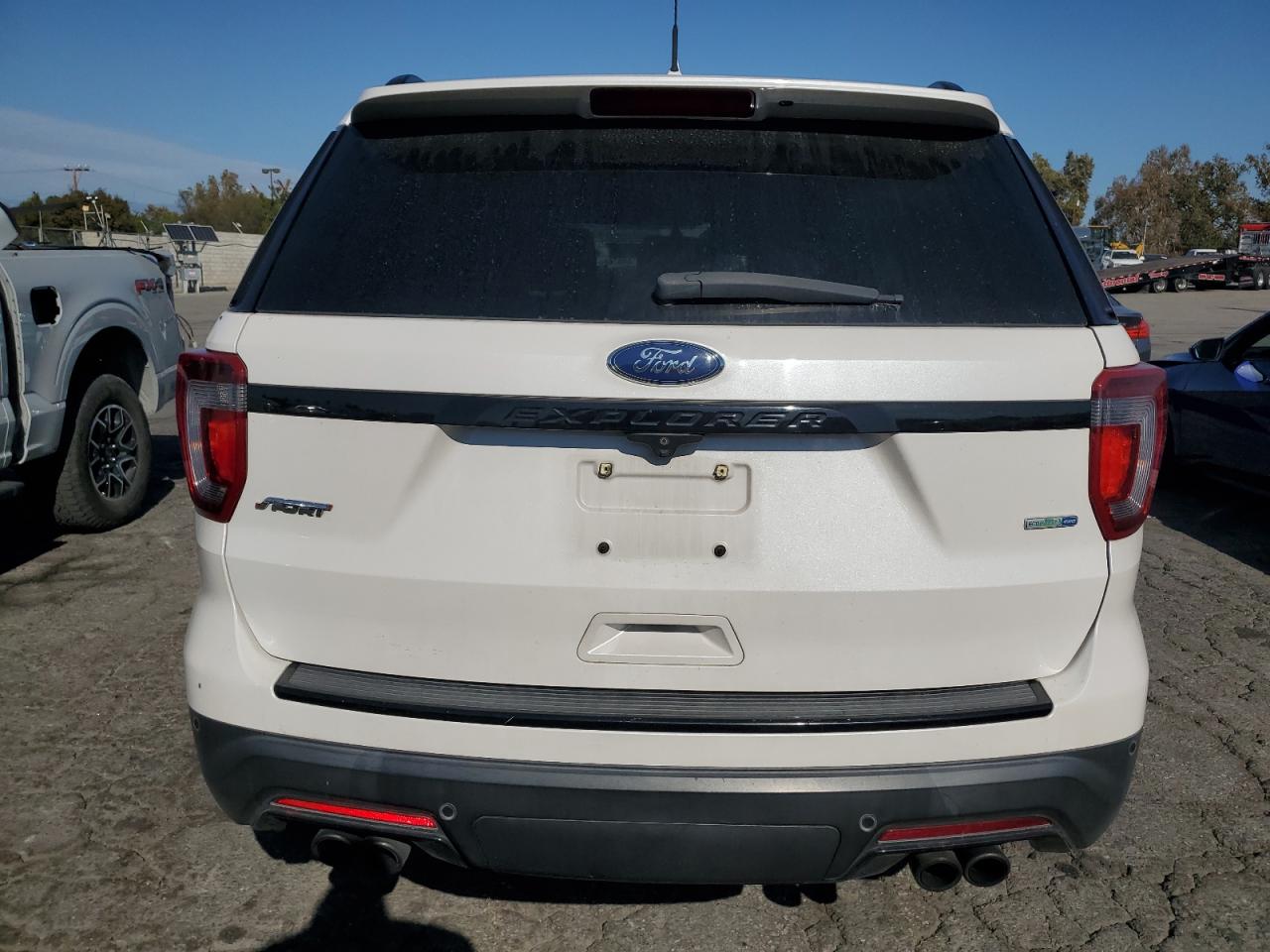 2018 Ford Explorer Sport VIN: 1FM5K8GT3JGC00387 Lot: 85305355