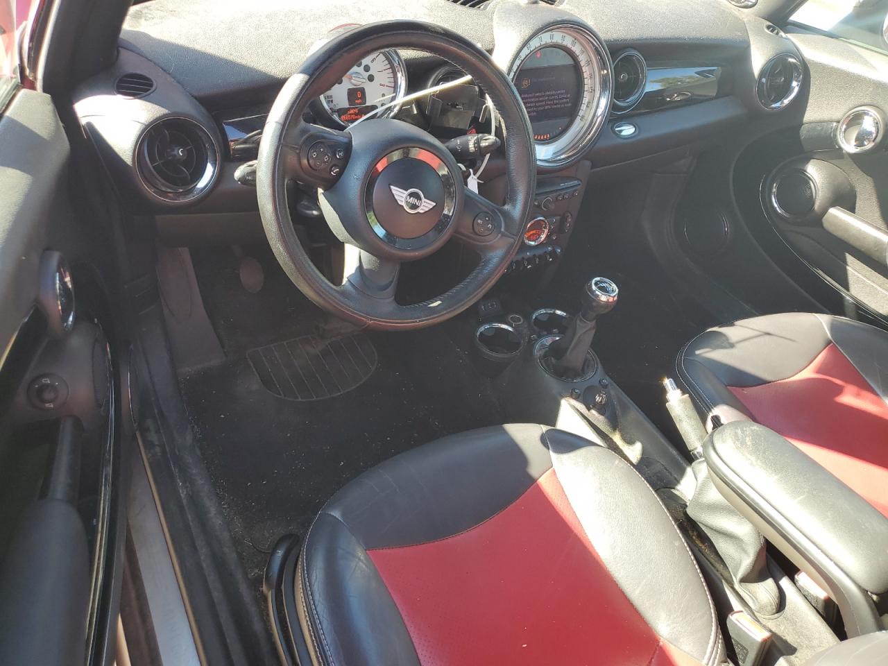 2013 Mini Cooper VIN: WMWSU3C52DT370051 Lot: 82431165