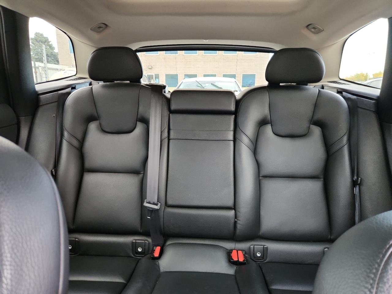 2018 Volvo Xc60 T5 VIN: LYV102RK6JB121771 Lot: 87472205