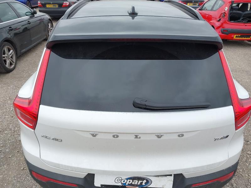 2019 VOLVO XC40 2.0 T4 R DESIGN 5DR AWD GEARTRONIC
