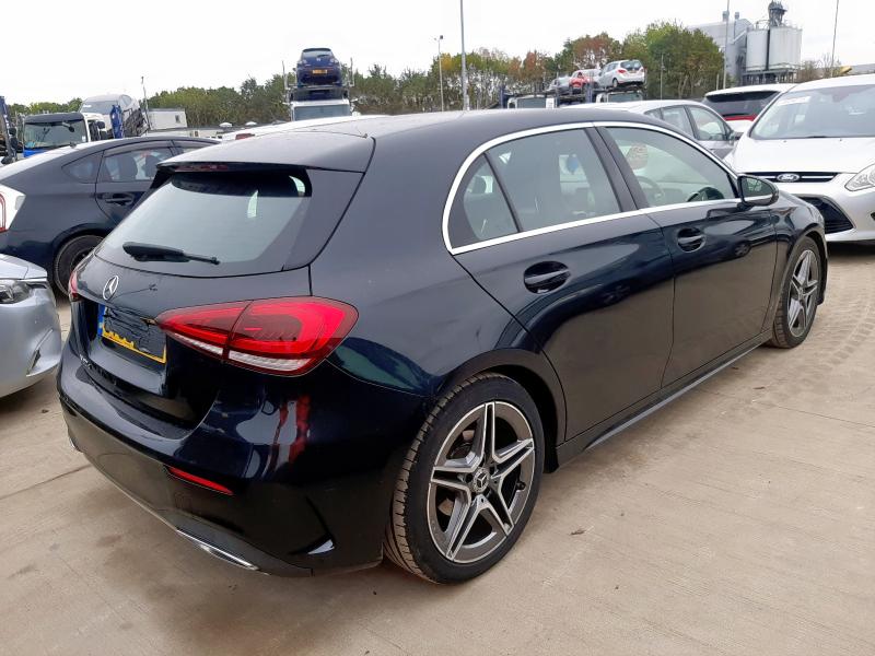 2018 MERCEDES-BENZ A 180 AMG LINE D AUTO 