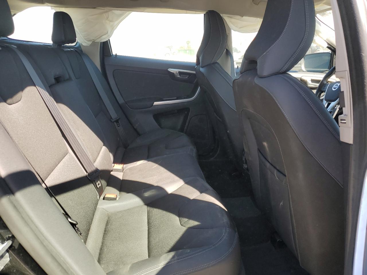 2015 Volvo Xc60 T5 VIN: YV440MDJ1F2673062 Lot: 81980925