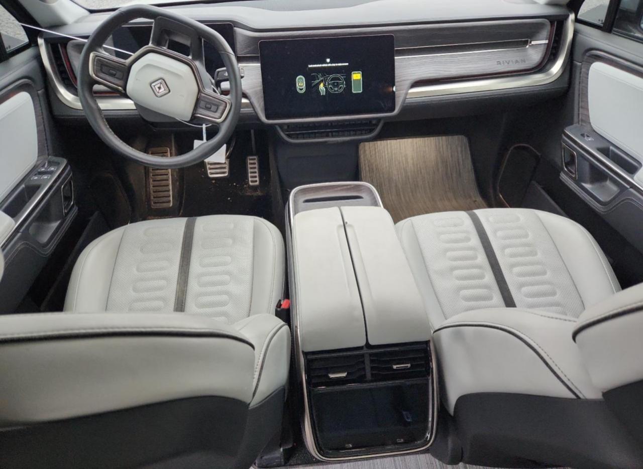 2022 Rivian R1T Launch Edition VIN: 7FCTGAAL9NN015396 Lot: 90294075