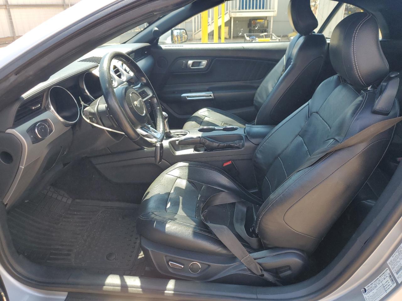 2018 Ford Mustang VIN: 1FATP8UH4J5166202 Lot: 82233805