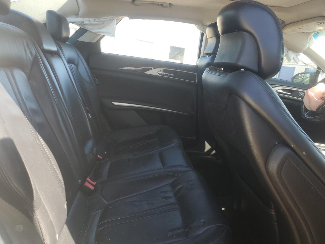 2015 Lincoln Mkz VIN: 3LN6L2G92FR618104 Lot: 82500815