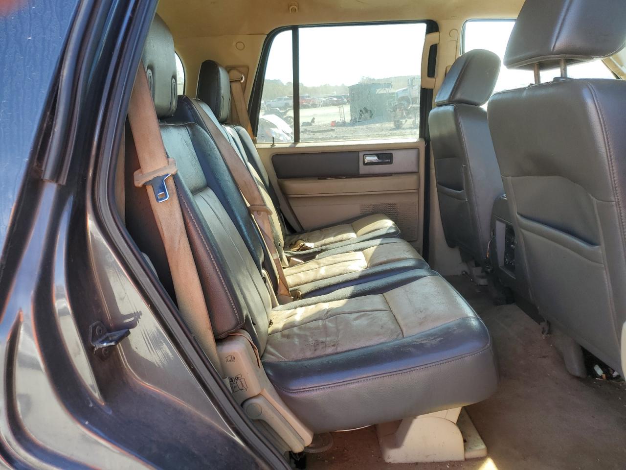 2007 Ford Expedition Eddie Bauer VIN: 1FMFU17527LA58766 Lot: 87380135