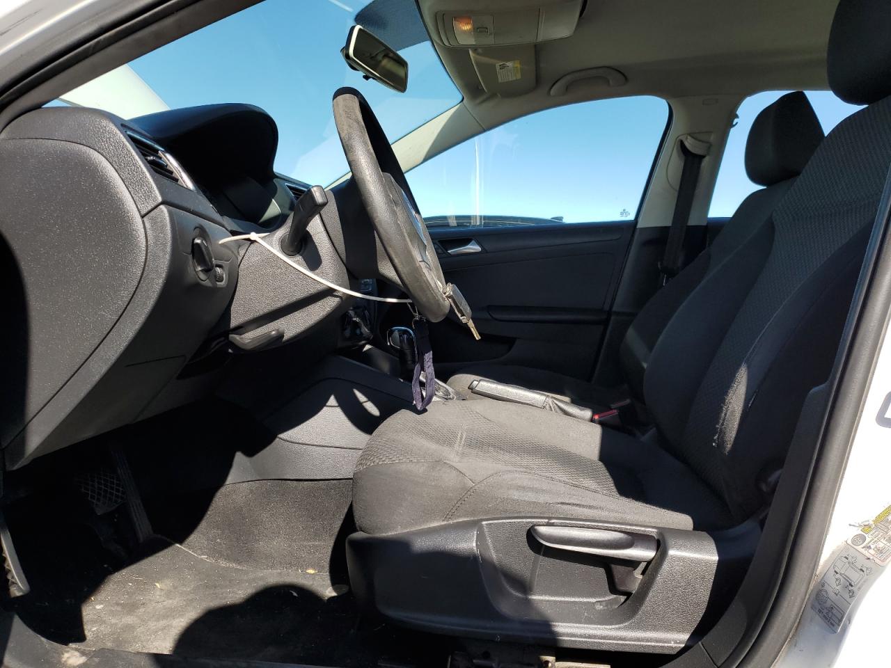 2013 Volkswagen Jetta Base VIN: 3VW2K7AJ4DM372749 Lot: 86670395