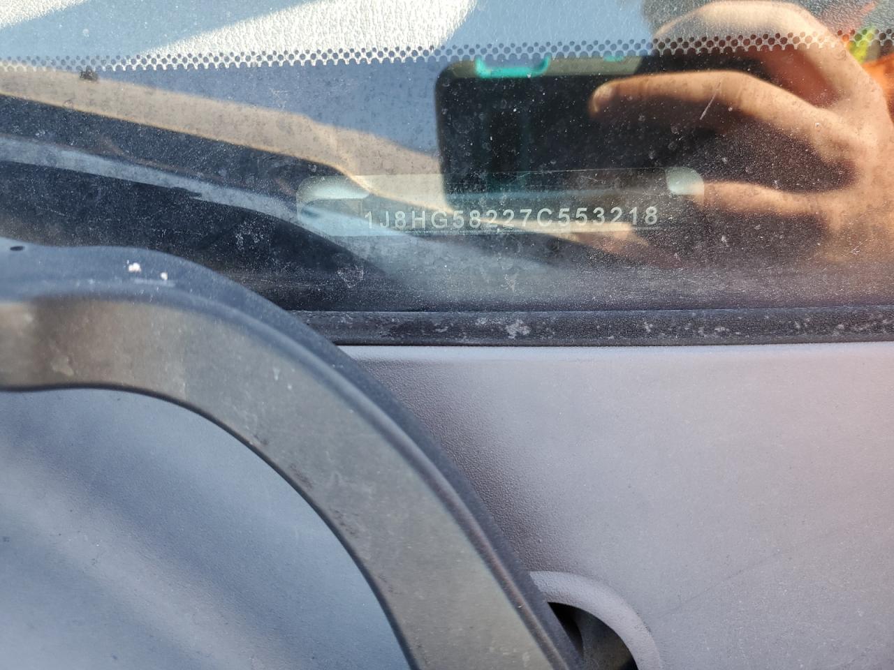 2007 Jeep Commander Limited VIN: 1J8HG58227C553218 Lot: 86162605