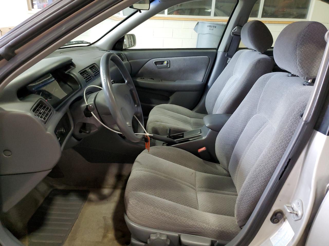 2001 Toyota Camry Ce VIN: 4T1BG22K61U074589 Lot: 86306445