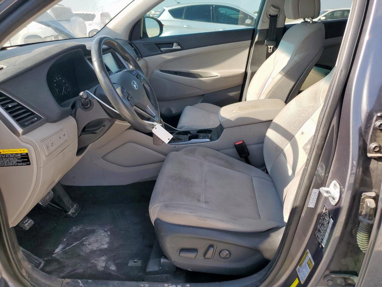 2018 Hyundai Tucson Value VIN: KM8J33A2XJU793505 Lot: 84971415