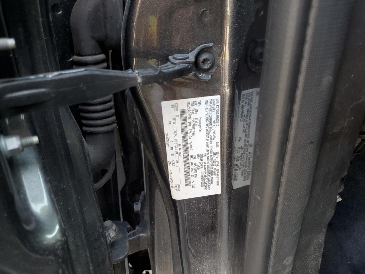 2016 Ford Focus Se VIN: 1FADP3K25GL292983 Lot: 85326295