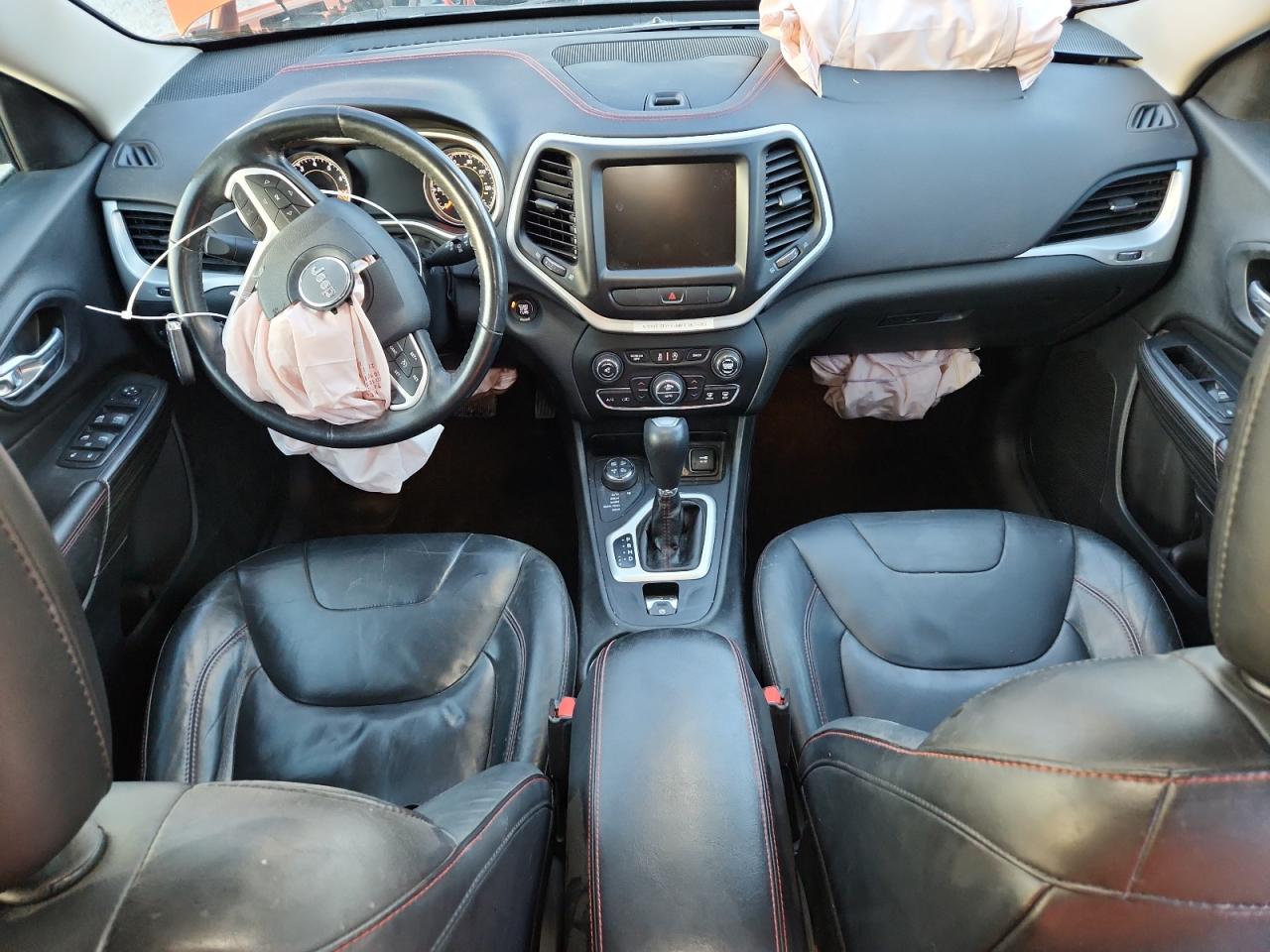 2015 Jeep Cherokee Trailhawk VIN: 1C4PJMBS2FW575451 Lot: 89872475