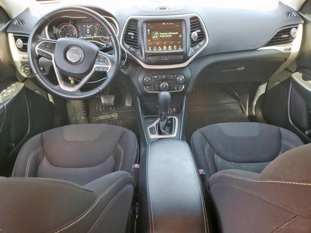 2017 Jeep Cherokee Latitude VIN: 1C4PJLCB6HW527057 Lot: 85209355