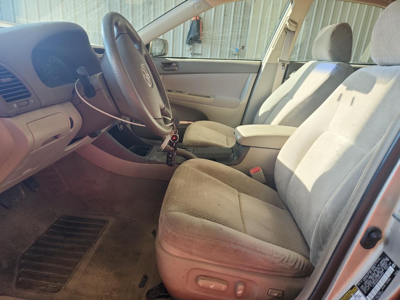 2004 Toyota Camry Le VIN: 4T1BE30K54U920245 Lot: 85114045