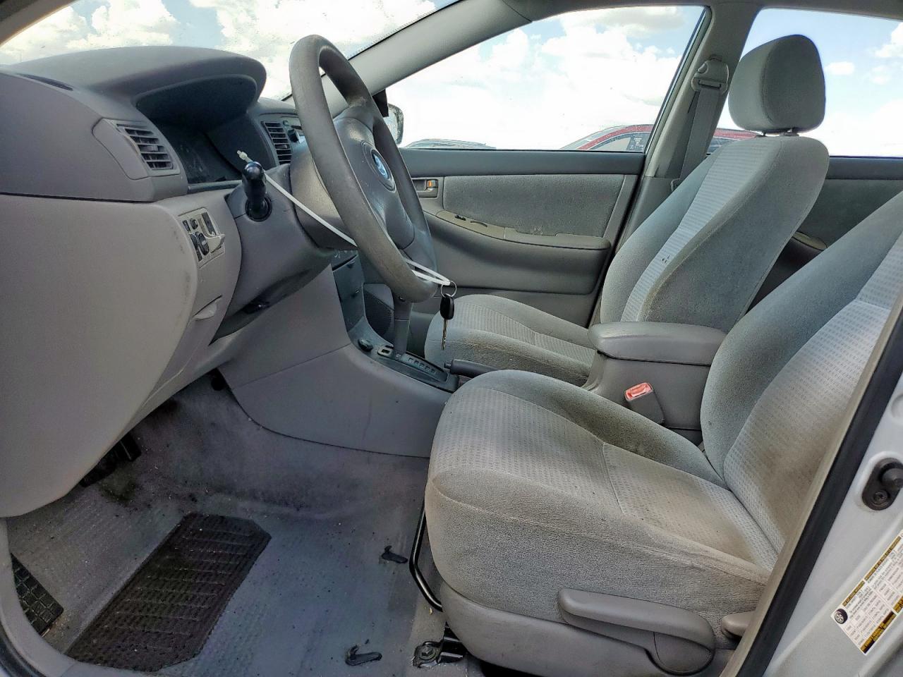 2007 Toyota Corolla Ce VIN: 1NXBR32E97Z869493 Lot: 84892165