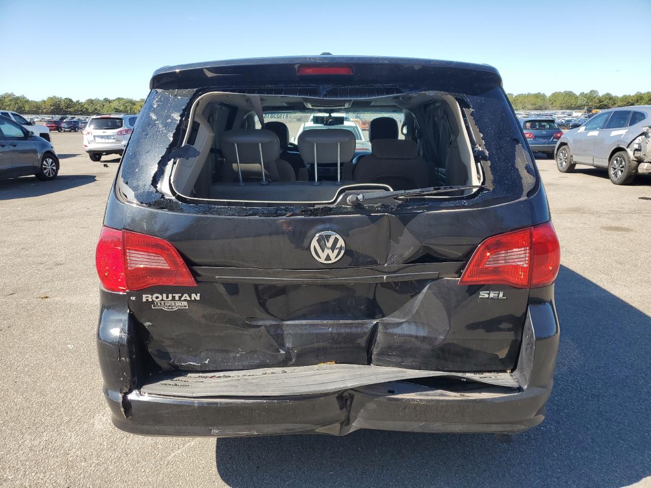 2010 Volkswagen Routan Sel VIN: 2V4RW5DX7AR199359 Lot: 81923815