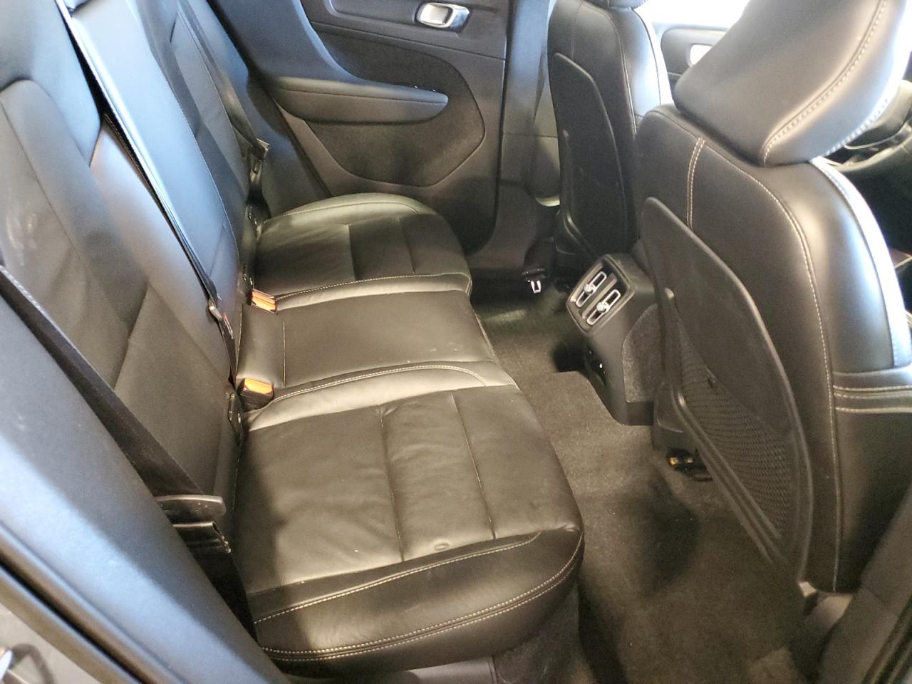 2022 Volvo Xc40 T5 Momentum VIN: YV4162UK6N2755852 Lot: 86473225