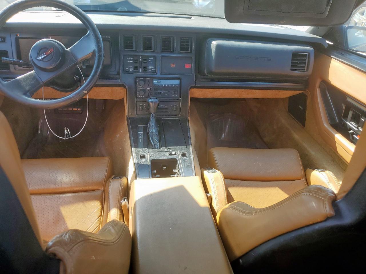 1988 Chevrolet Corvette VIN: 1G1YY3181J5118590 Lot: 82434855