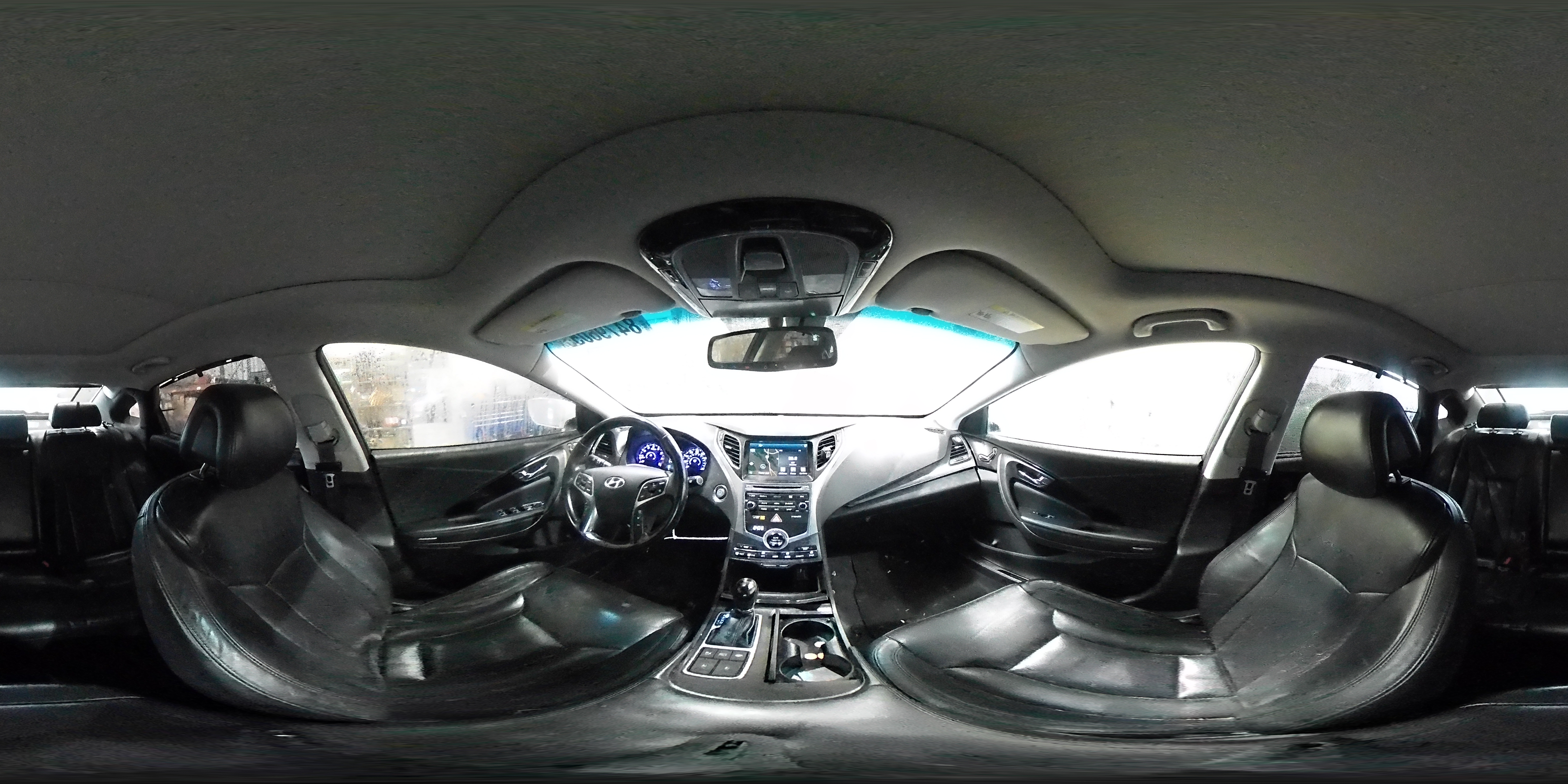 2016 Hyundai Azera Limited VIN: KMHFH4JG2GA529651 Lot: 84796055